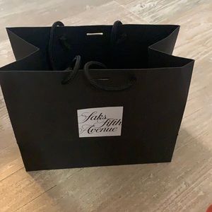 Saks Shopper